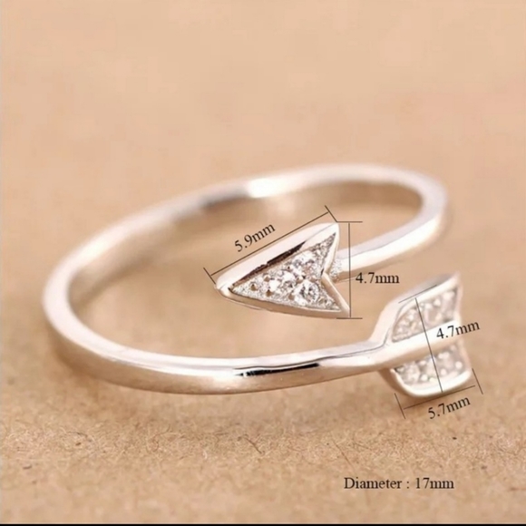 Silver Arrow Ring - Picture 3 of 3